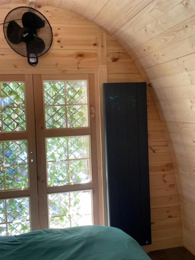 La Cabane Du Panda Abrest Eksteriør billede